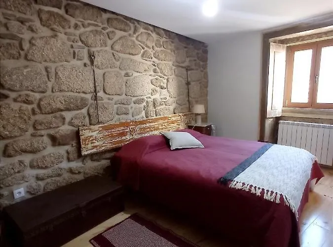 Casa Do Tio Placido بيت للعطل *